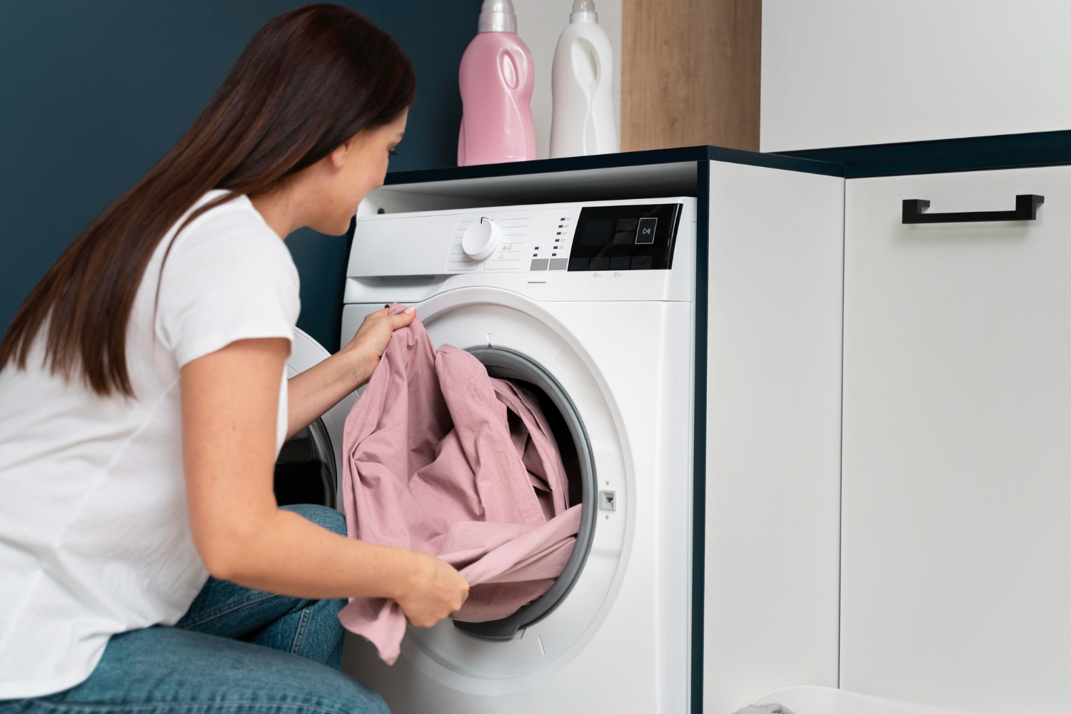 Fixer un sèche-linge sur une machine à laver : les méthodes