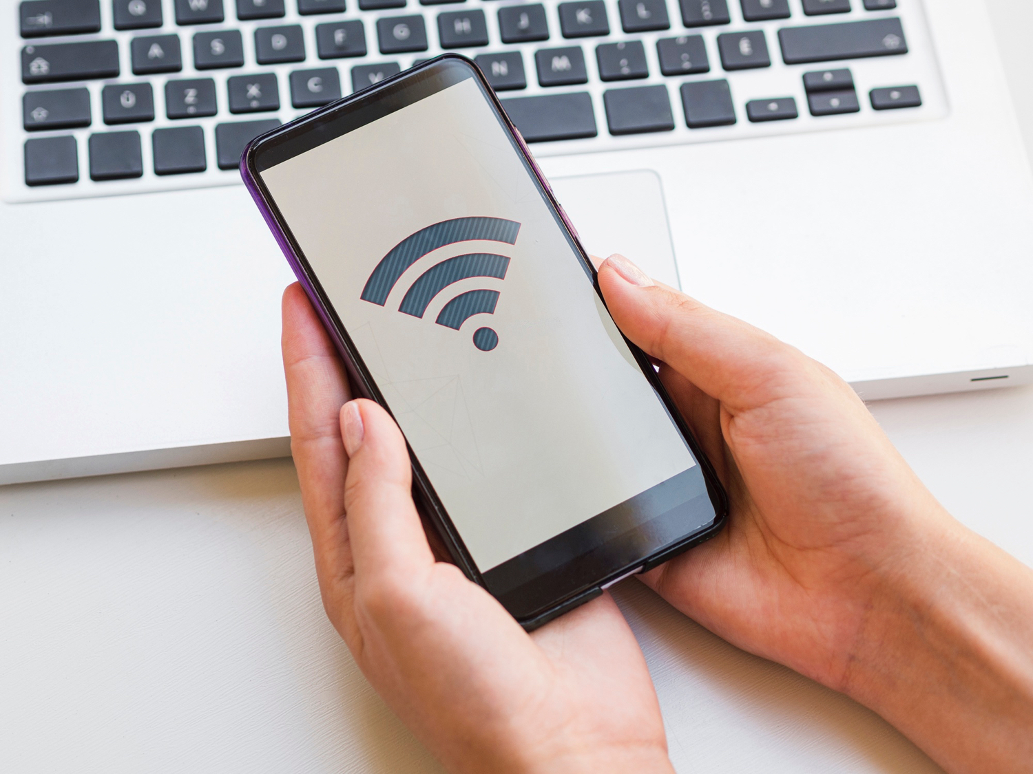 La tua connessione Wi-Fi non funziona?  Ecco le cose che dovresti tenere lontano dal tuo router