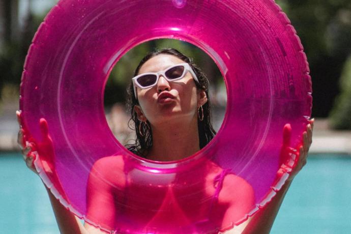 Bouée gonflable flamant rose CARREFOUR : la bouée à Prix Carrefour